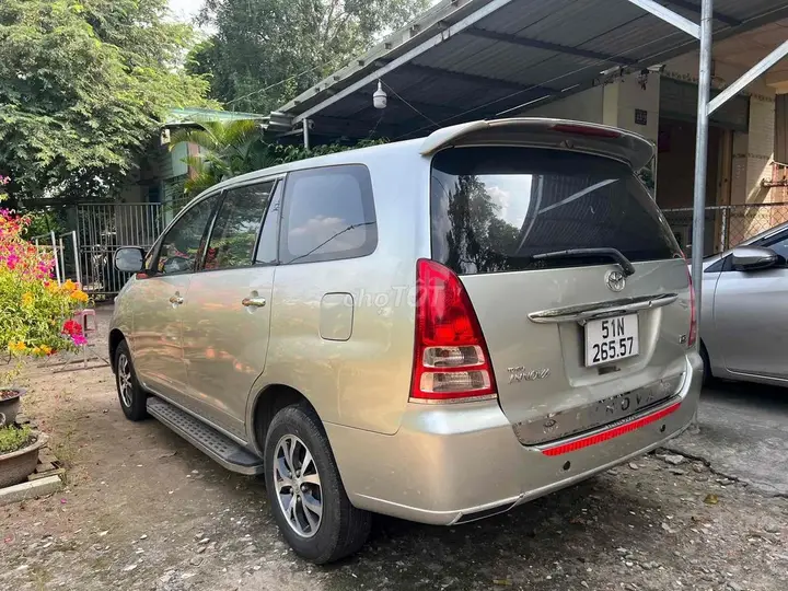 Toyota Innova 2008 photo 5