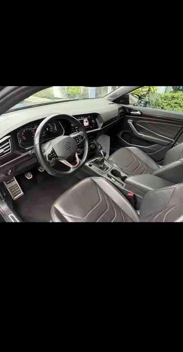 Volkswagen Jetta 2023 photo 4