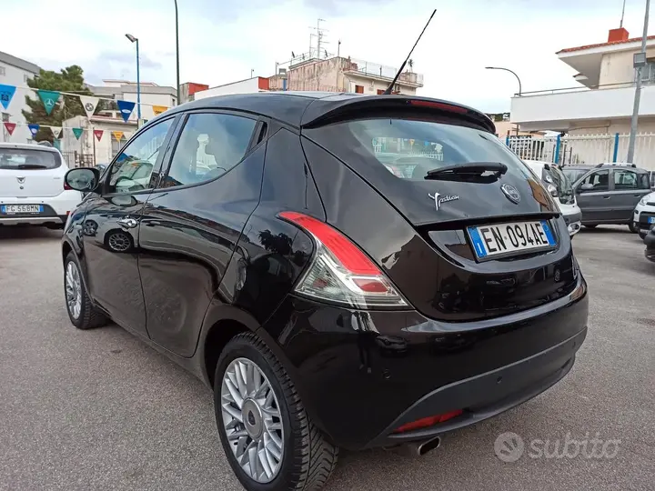 Lancia Ypsilon 2012 photo 5