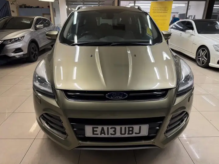 Ford Kuga 2013 photo 3