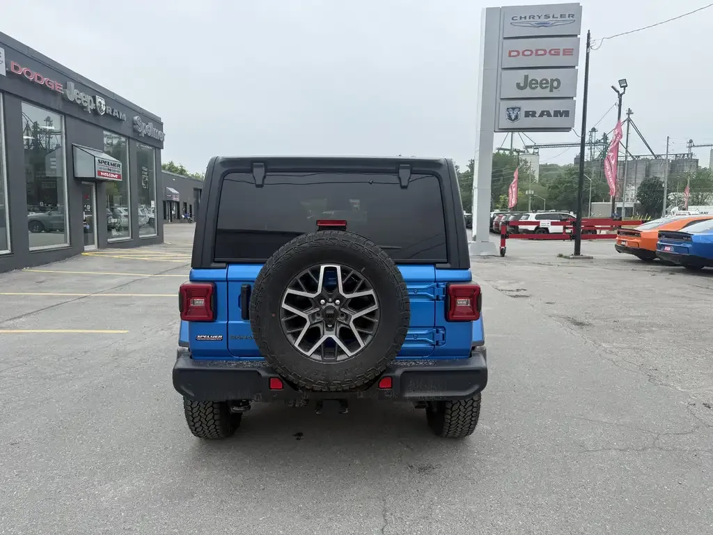Jeep Wrangler 2026 photo 4