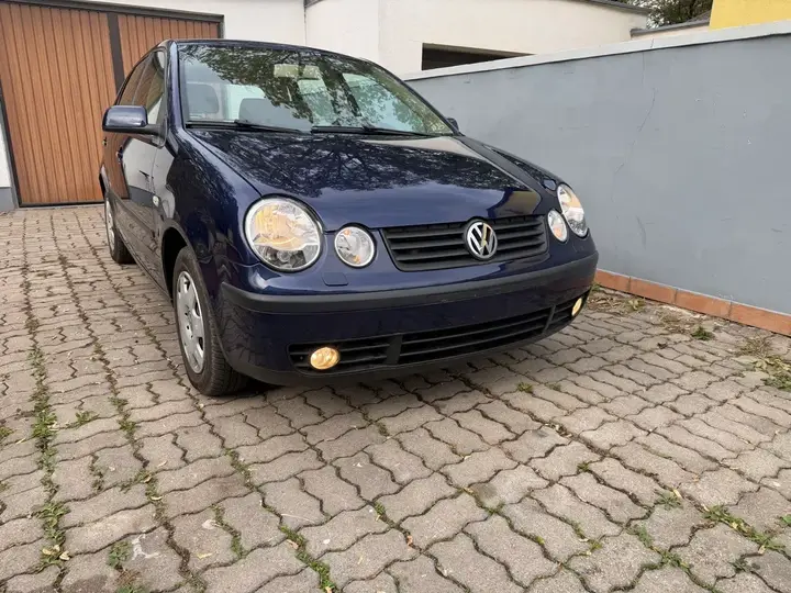 Volkswagen Polo 2003 photo 2