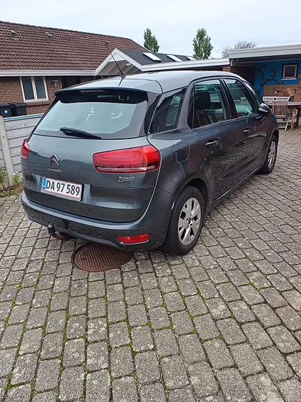 Citroen C4 Picasso 2017 photo 5
