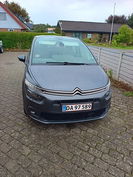 Citroen C4 Picasso 2017 photo 2
