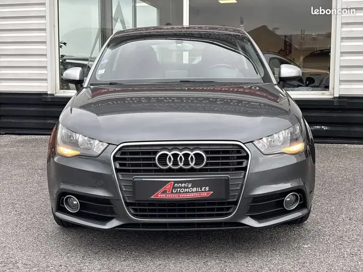 Audi A1 2013 photo 2