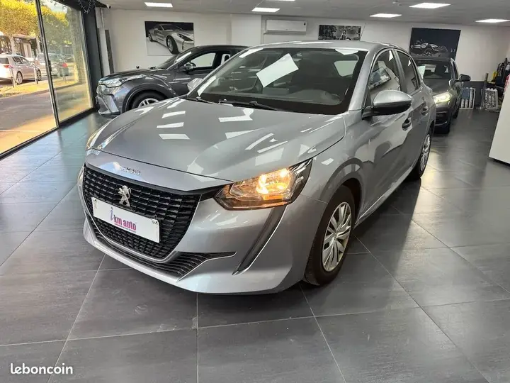 Peugeot 208 2021 photo 2