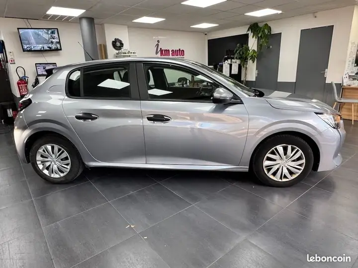 Peugeot 208 2021 photo 5