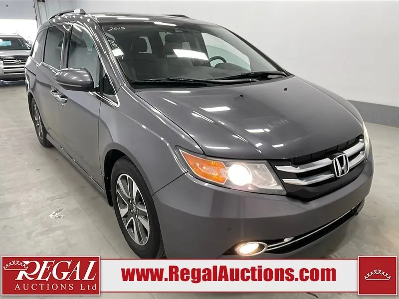 Honda Odyssey 2015 photo 2