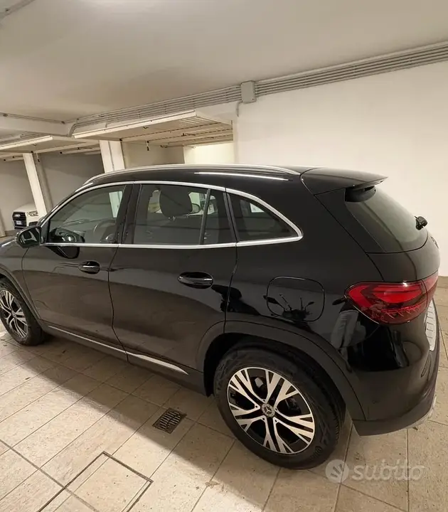 Mercedes-Benz Gla 2024 photo 5