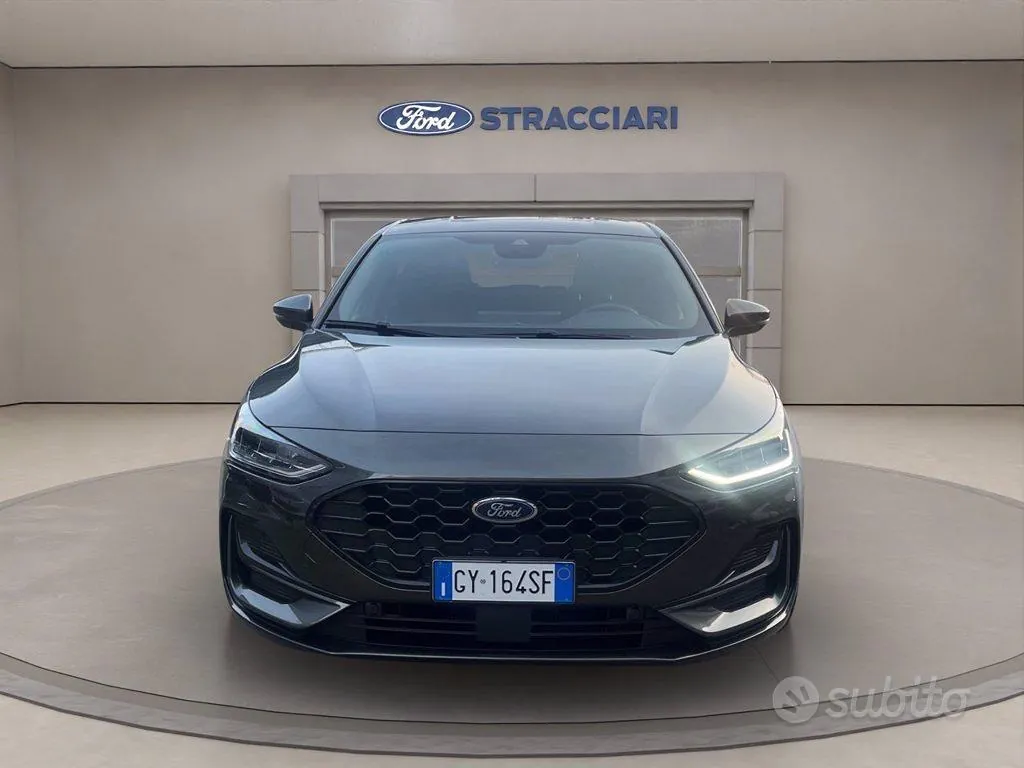 Ford Focus 2025 photo 2
