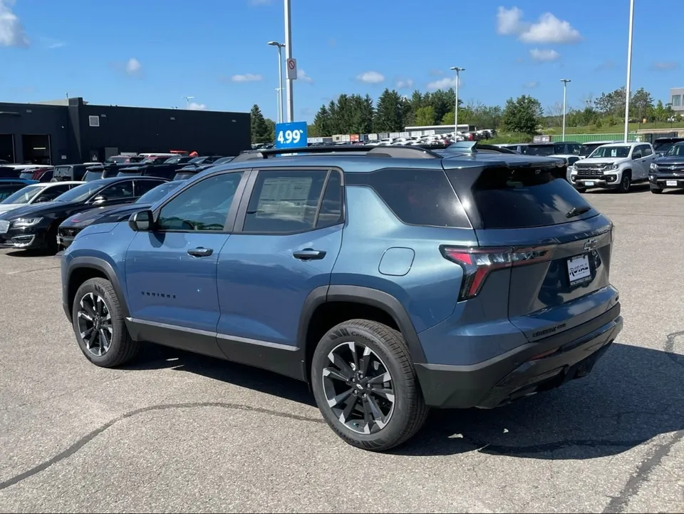 Chevrolet Equinox 2026 photo 3