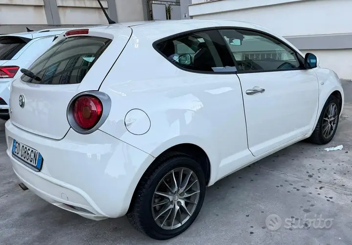 Alfa Romeo Mito 2010 photo 4