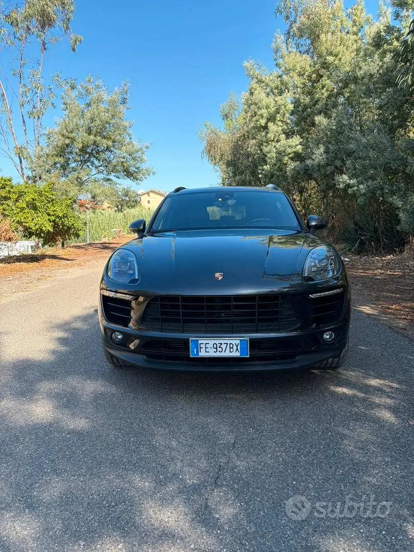 Porsche Macan S