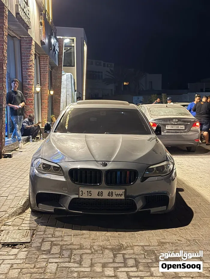 BMW 5 Series 2012 photo 4
