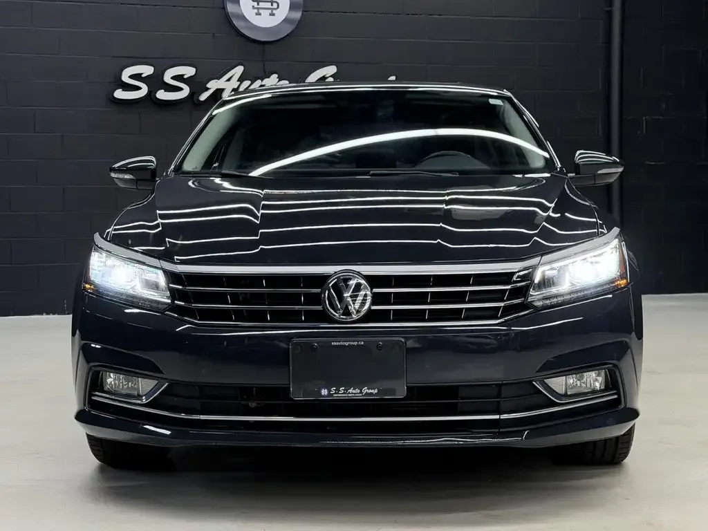 Volkswagen Passat 2018 photo 2