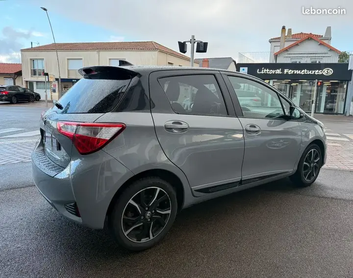 Toyota Yaris 2018 photo 5