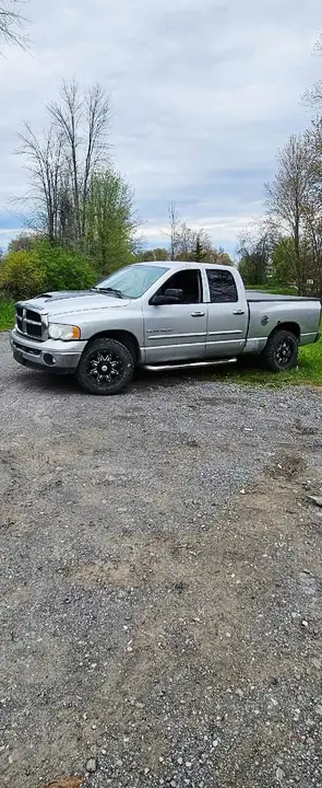 Dodge Ram 1500 2003 photo 3