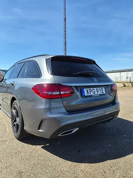 Mercedes-Benz C 300 2019 photo 5