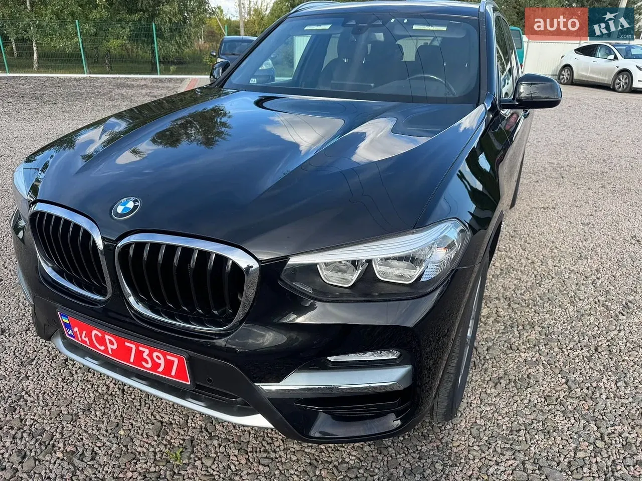 BMW X3 2018 photo 2