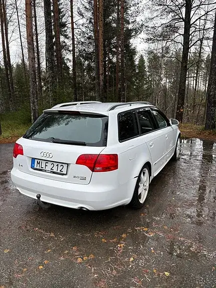 Audi A4 2008 photo 2