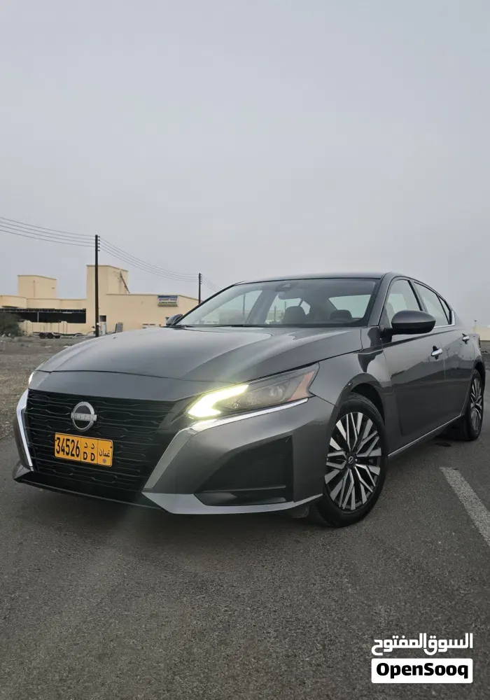 Nissan Altima 2023 photo 5