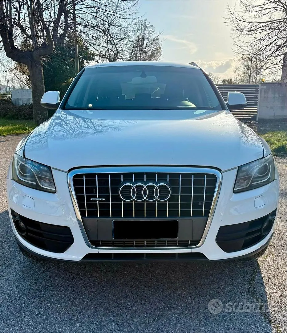 Audi Q5 2011 photo 2