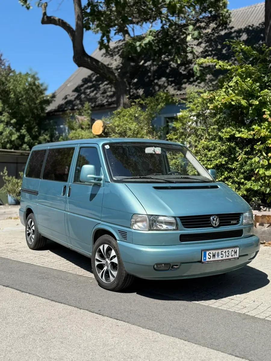 Volkswagen T4 2002 photo 3