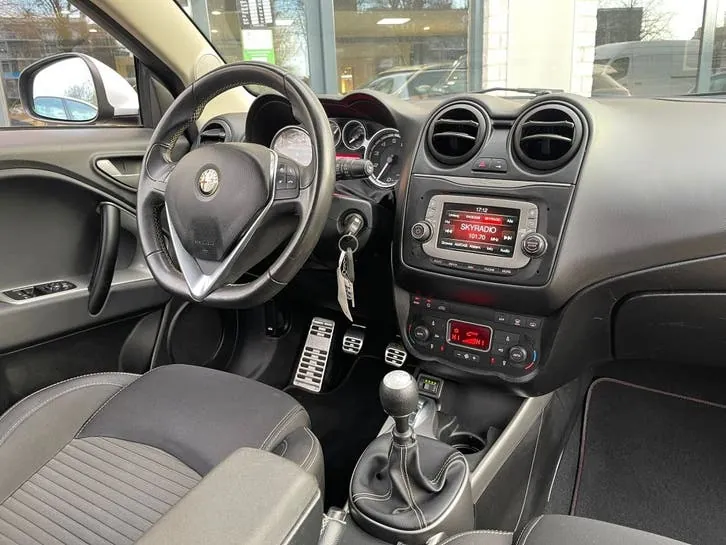 Alfa Romeo Mito 2015 photo 2