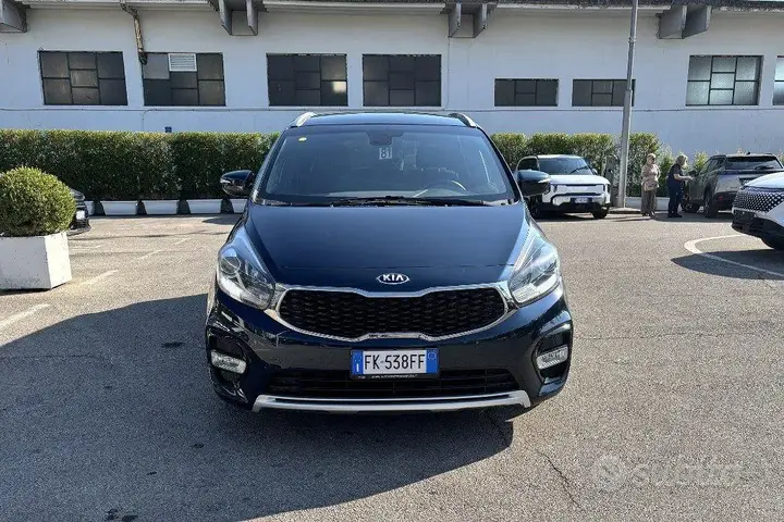 Kia Carens 2017 photo 2