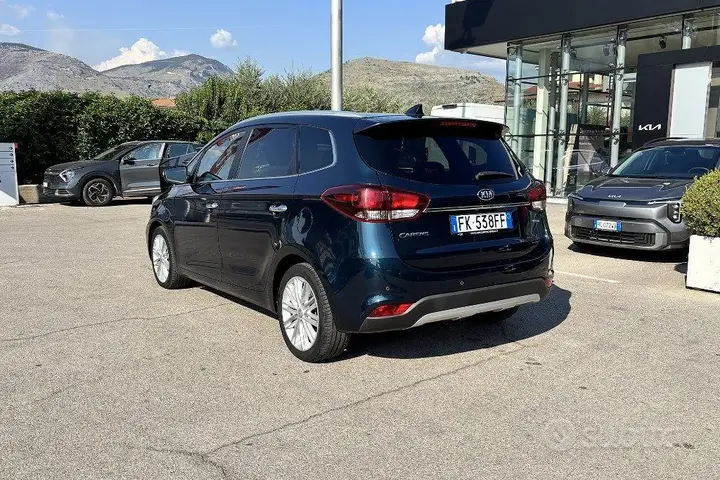 Kia Carens 2017 photo 5