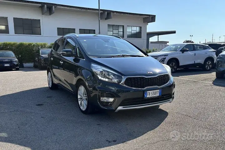 Kia Carens