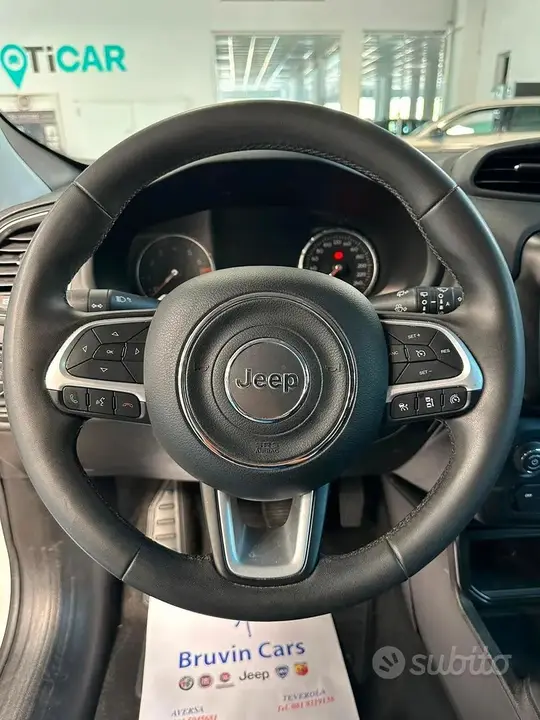 Jeep Renegade 2023 photo 4