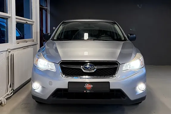 Subaru Xv 2012 photo 2