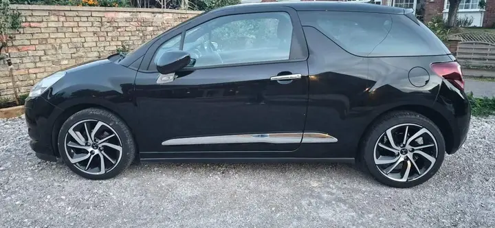 DS Automobiles Ds 3