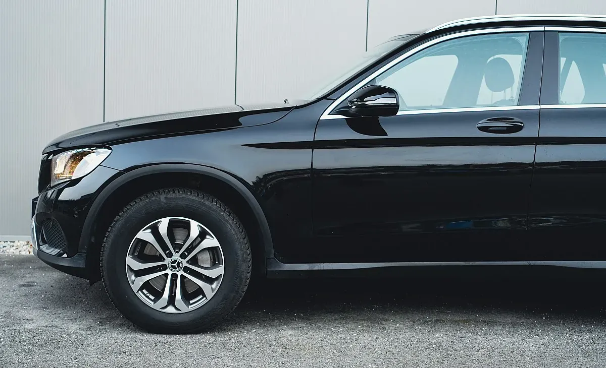 Mercedes-Benz Glc-Class 2018 photo 4