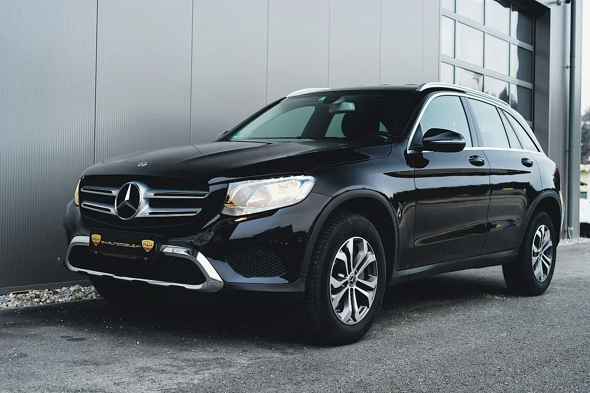Mercedes-Benz Glc-Class 2018 photo 2