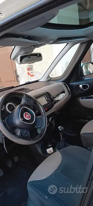 Fiat 500L 2012 photo 5
