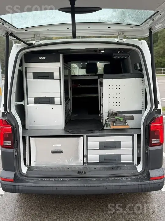 Volkswagen Transporter 2020 photo 3