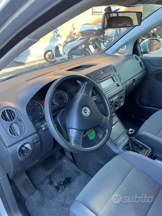 Volkswagen Golf 2005 photo 5