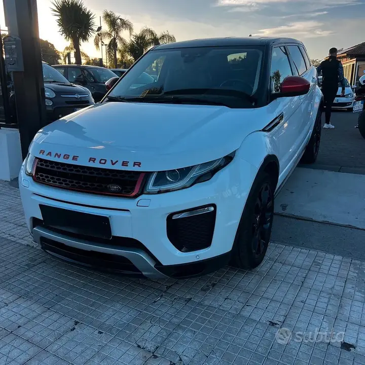 Land Rover Range Rover Evoque 2016 photo 2