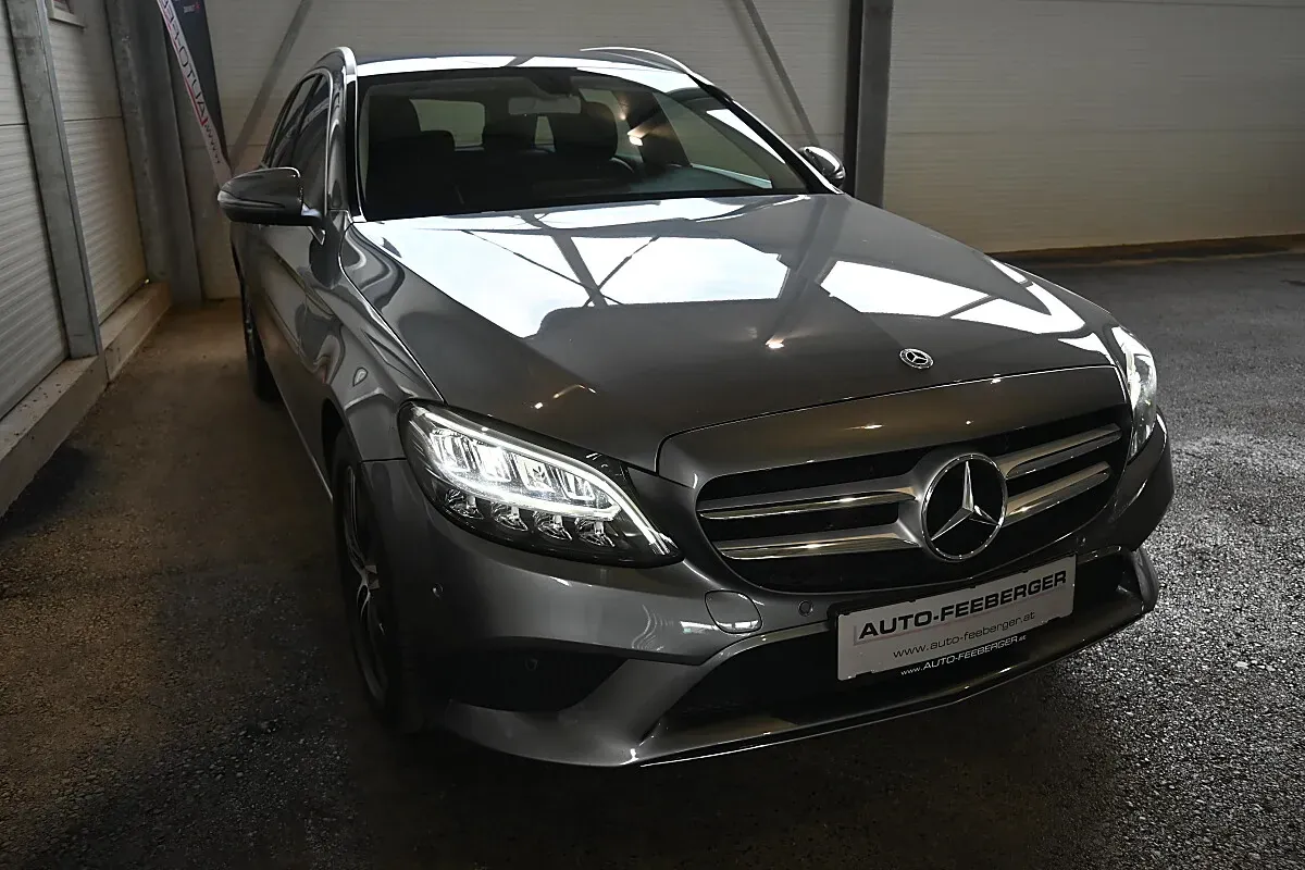 Mercedes-Benz C-Class 2021 photo 2