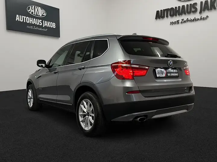 BMW X3 2012 photo 3