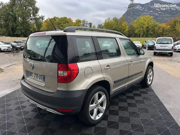 Skoda Yeti 2010 photo 3