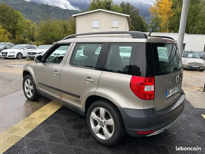 Skoda Yeti 2010 photo 4
