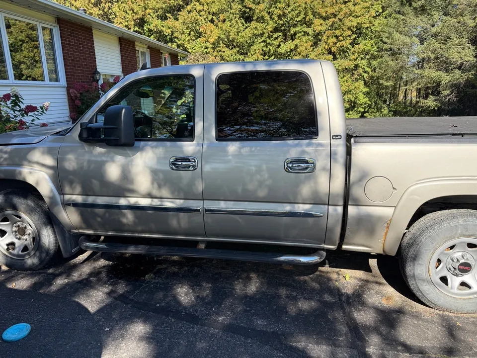 GMC Sierra 1500 2006 photo 3