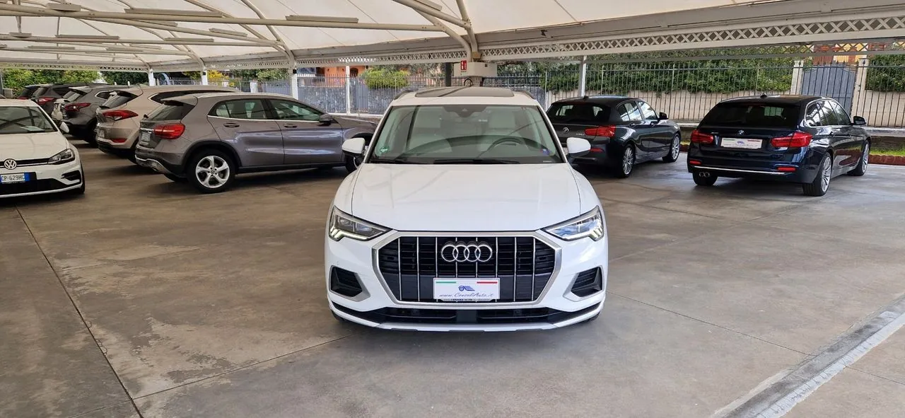 Audi Q3 2021 photo 3