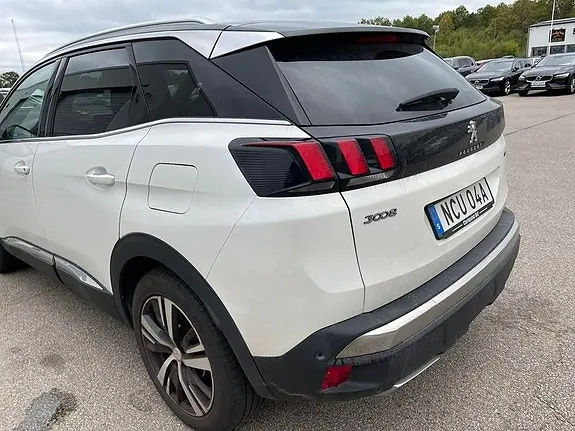 Peugeot 3008 2020 photo 4