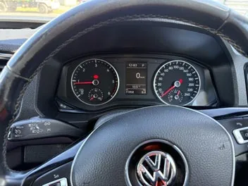 Volkswagen Amarok 2021 photo 2