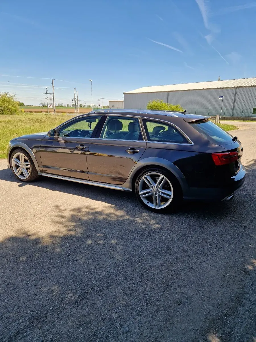 Audi A6 2013 photo 2