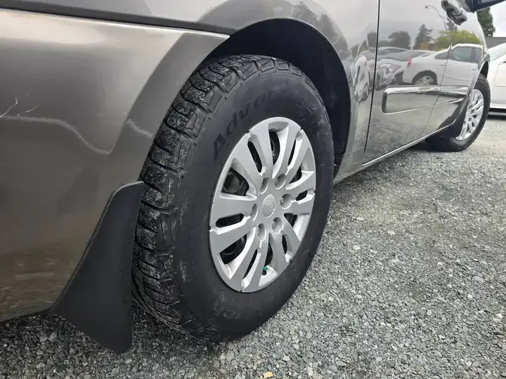 Kia Sedona 2011 photo 5